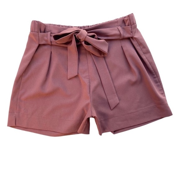 Linen • Airy • Coastal - Picture 2 of 16